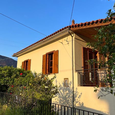 Lemon Tree House Villa Leonídion Exterior foto